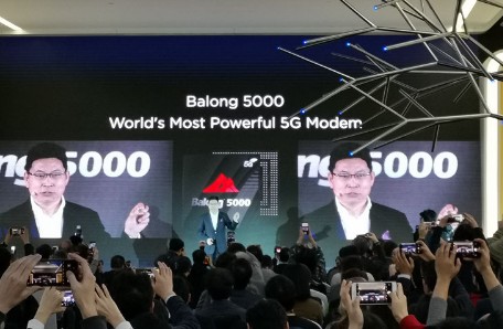华为推出巴龙5000基带芯片多项性能据世界第一