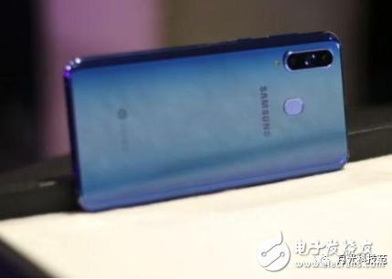 三星在精简了旗下的产品系列之后 又准备重启机海战术 