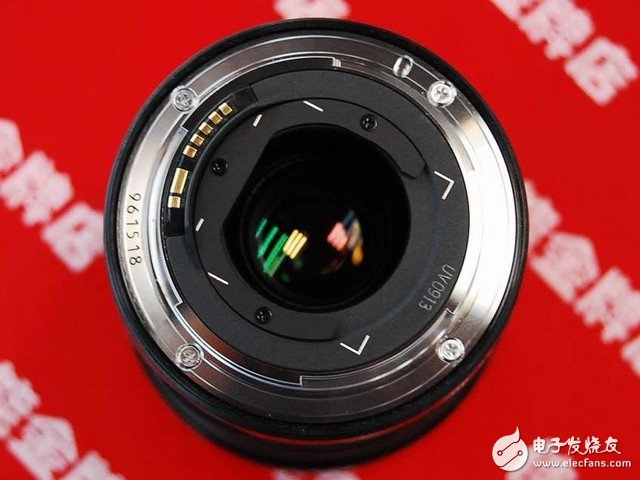 佳能EF 17-40mm f/4L USM镜头搭载F4恒定光圈拥有出色的虚化效果