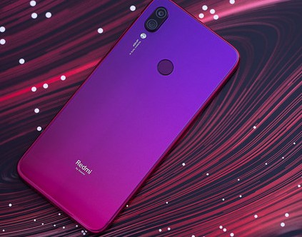红米Note 7水滴全面屏设计搭载骁龙660相机方面有着堪比旗舰机的实力