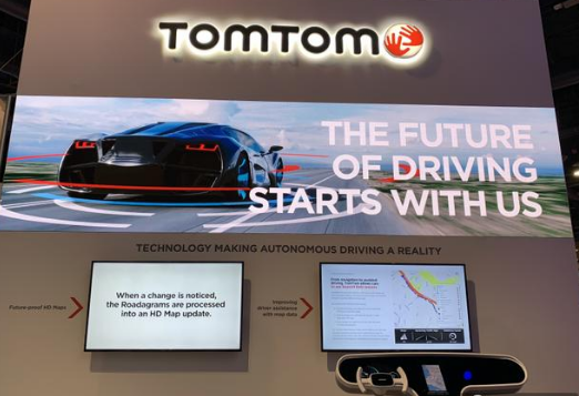 TOMTOM在CES2019上使用VR展示了导航所带来的效果