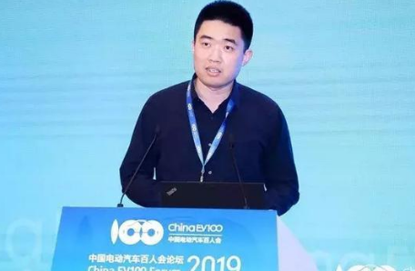 只有解决了续航焦虑与质疑 才能够让电动汽车敞开迈向未来的步伐 