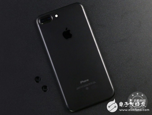 iPhone十一年的进化，每一款都是工巧匠精心雕琢的视觉盛宴