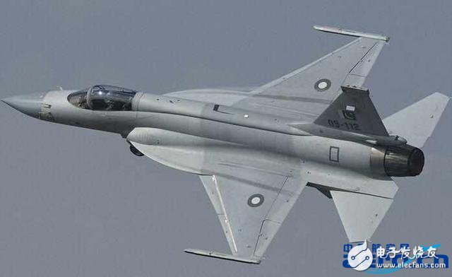 米格-29战机全部退役，我国枭龙战机遭遇滑铁卢，二手F/A-18E/F成为新机