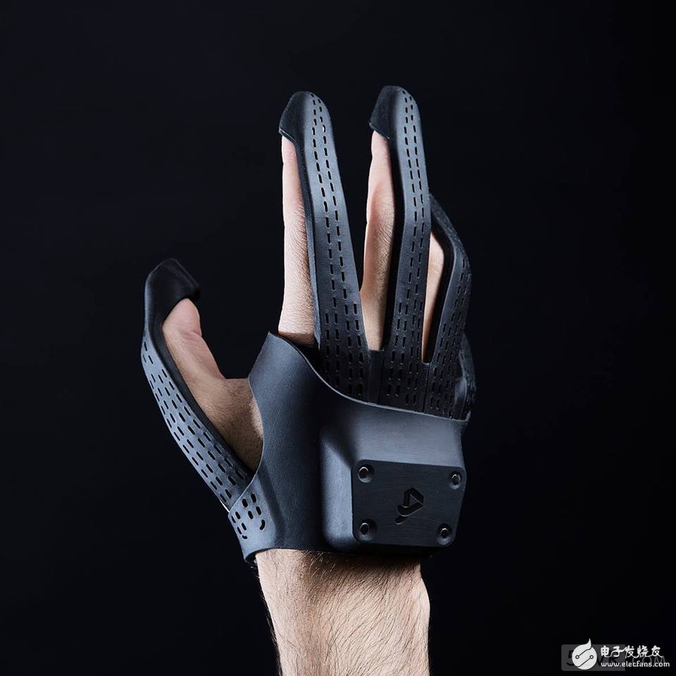 VR柔性硅胶手套支持多种追踪机制,于今年8月开始发货
