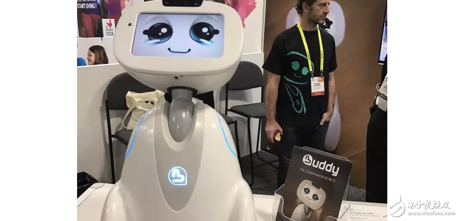 CES2017：四个“萌萌哒”大眼睛机器人，你觉得谁最萌？