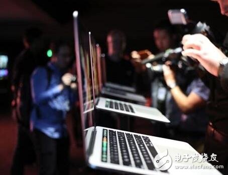 苹果新Macbook Pro真机图赏，好薄、好靓、好高端！