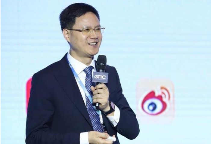 华为端侧AI能力不断升级开放、高效的HiAI平台，加速AI应用落地