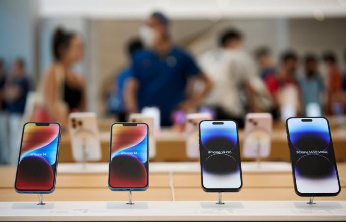 2022Q3全球手机营收下降3%/德州仪器12英寸晶圆新厂启用/蔚来汽车发布第三代换电站