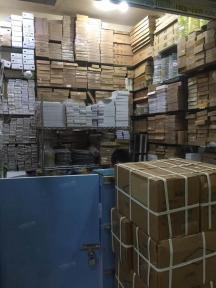 深圳市福田区新亚洲电子市场二期百润科电子商行实景