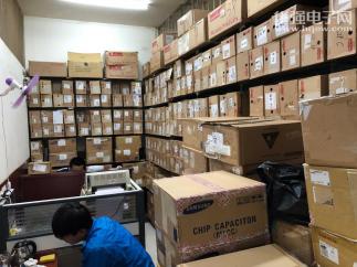 深圳市福田区新亚洲电子市场二期鸿祥微电子经营部实景