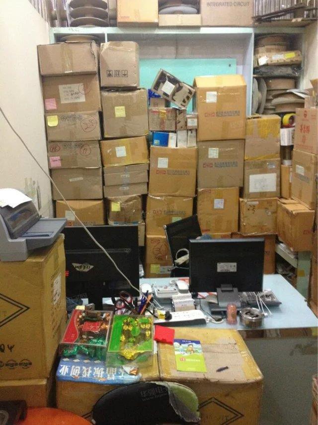 深圳市福田区东泰龙电子展销部展示图2