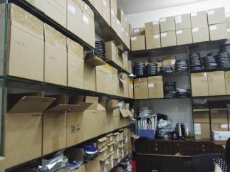 深圳市福田区新亚洲电子市场东河口电子商行实景