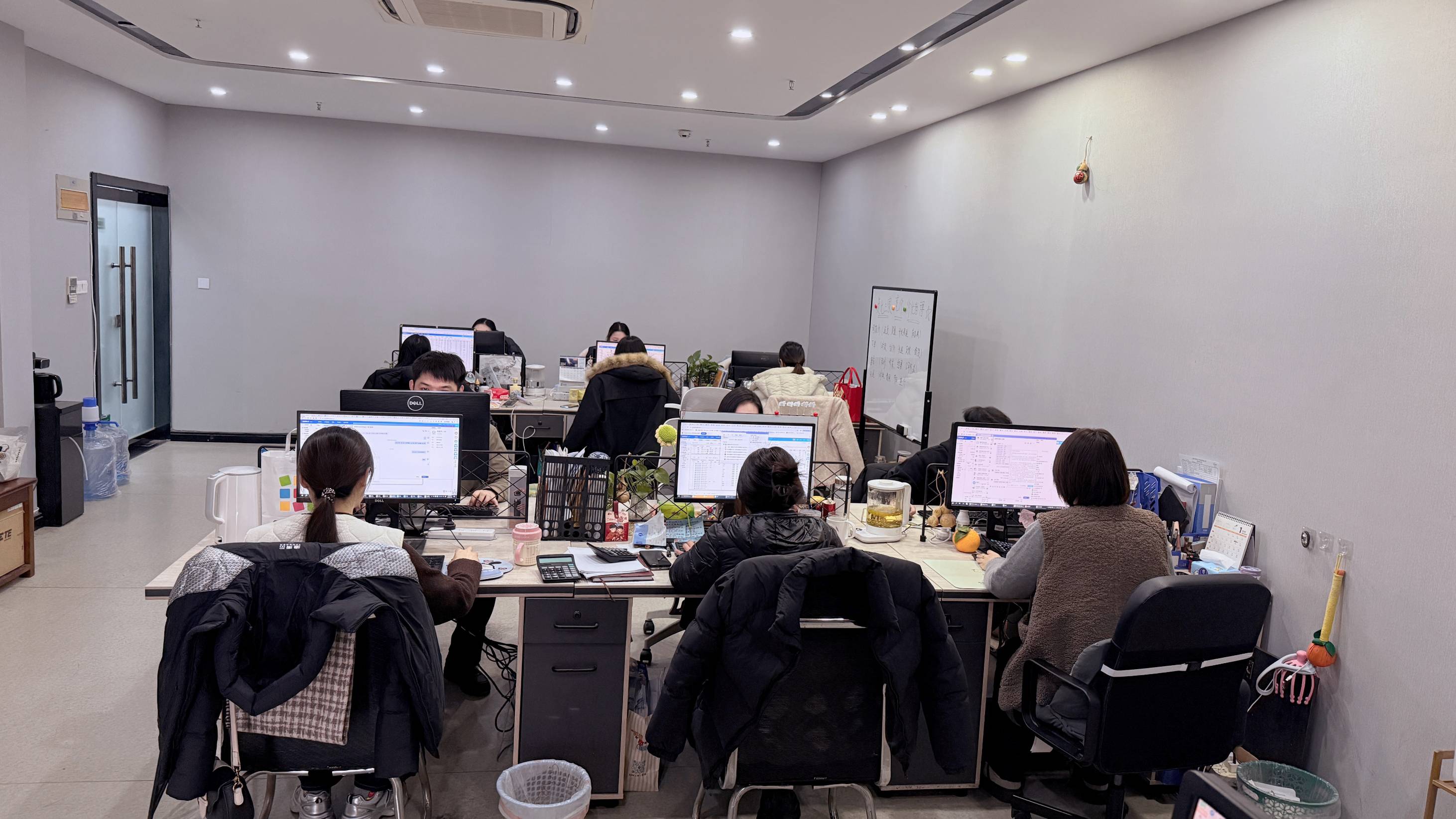 上海景培电子科技有限公司展示图2