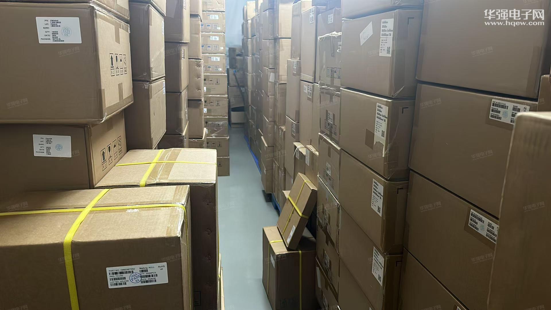 深圳市福田区新亚洲电子市场二期中元伟业电子商行展示图3